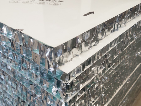 蜂窩板供應(yīng)商